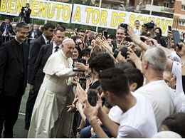 Papa: Tutelare la vita dal concepimento al suo tramonto